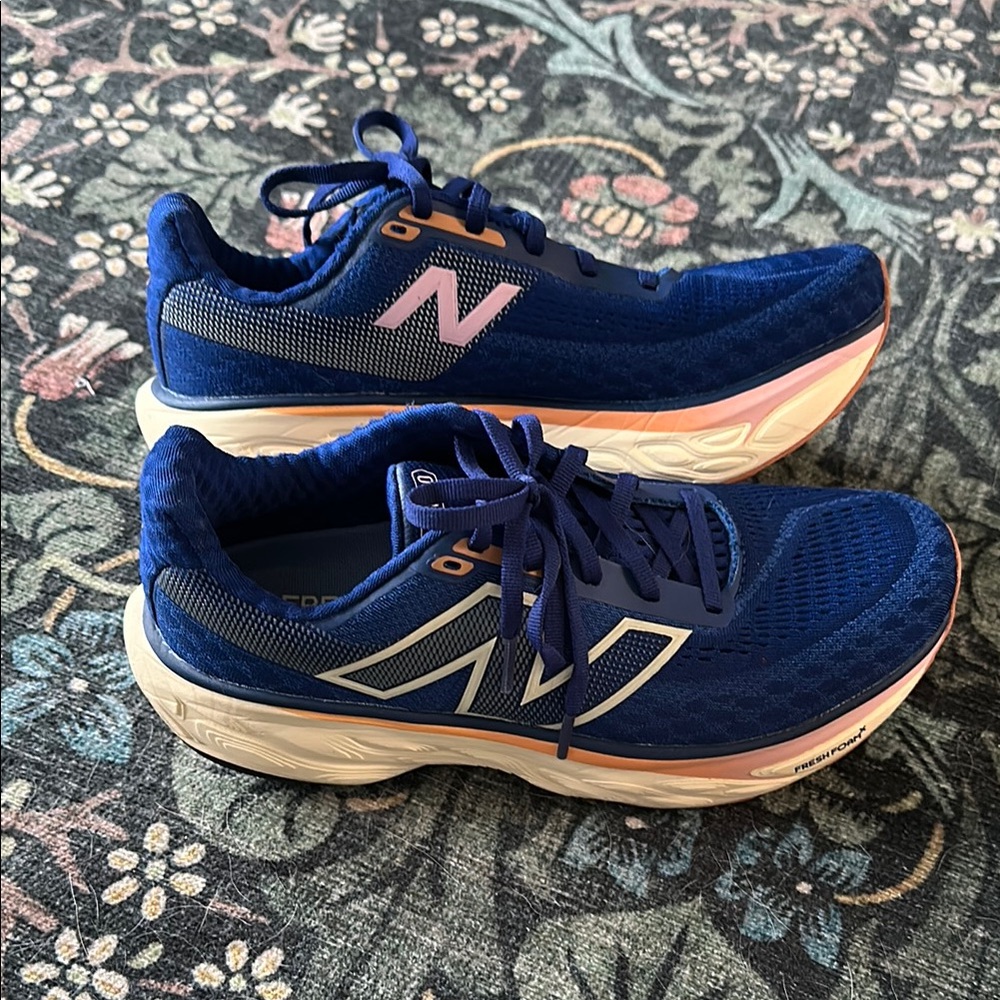 New Balance Women's Blue Running Shoes